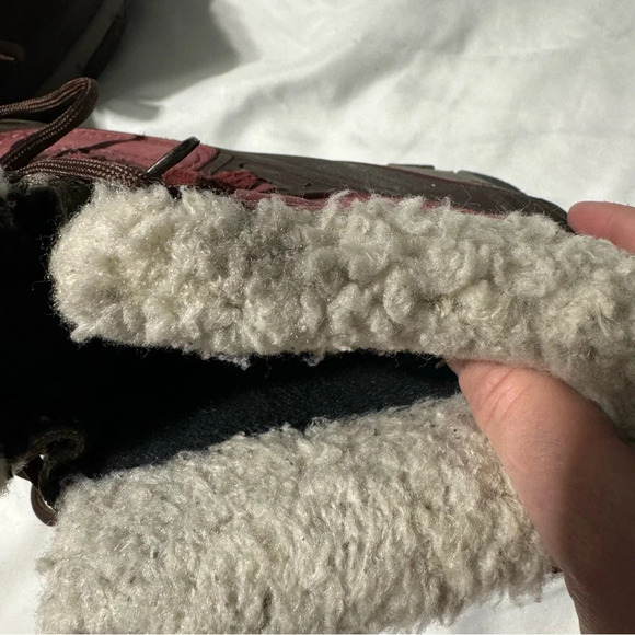 Merrell Winterlude 6  Hiking Boots Brown/Raspberry Vibram Size 6 - Picture 15 of 15